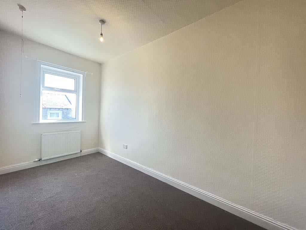 2 bedroom terraced house Let Agreed in Barnoldswick - Bedroom Two